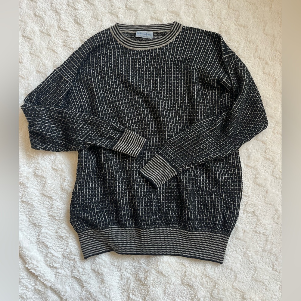 Bullock and jones crew neck